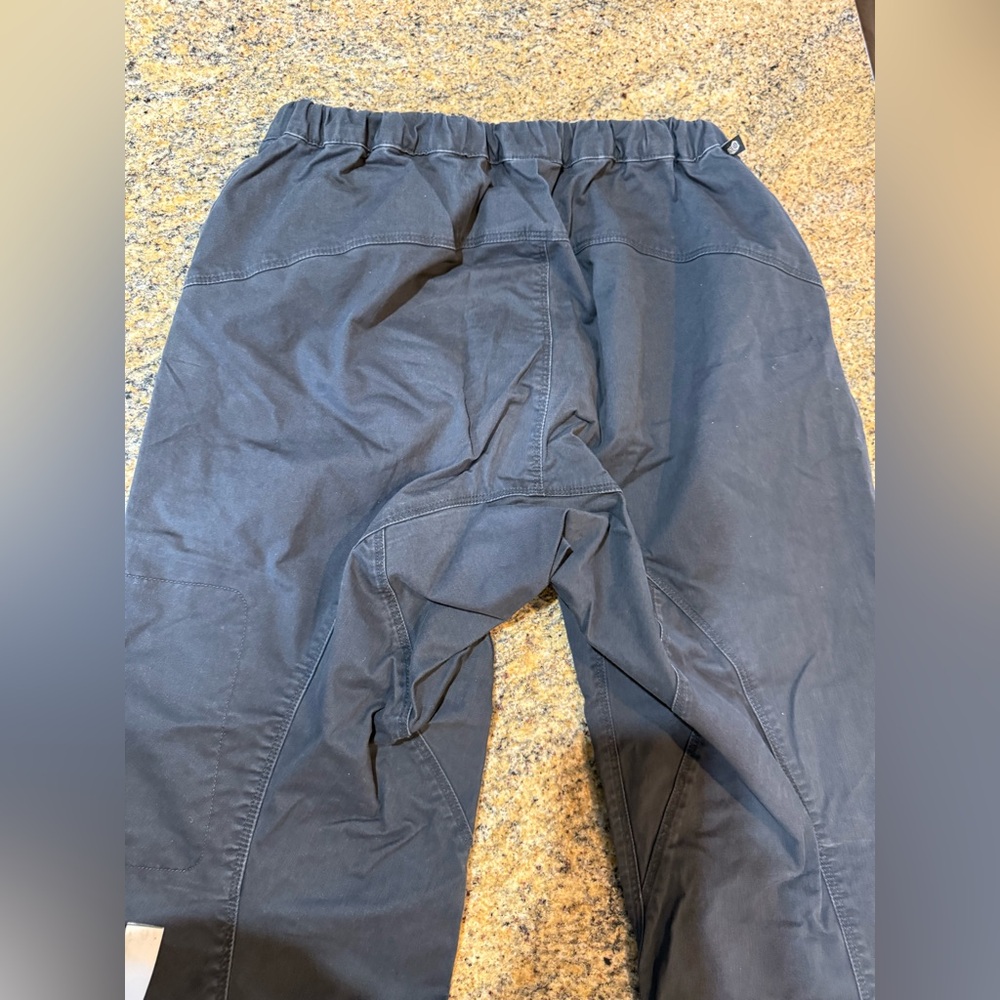 Women’s mountain hardwear Cederberg Pants size small - Picture 8 of 16
